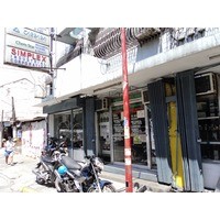 EYP_34506_simplex_industrial_07_manila_city_black_team.jpg